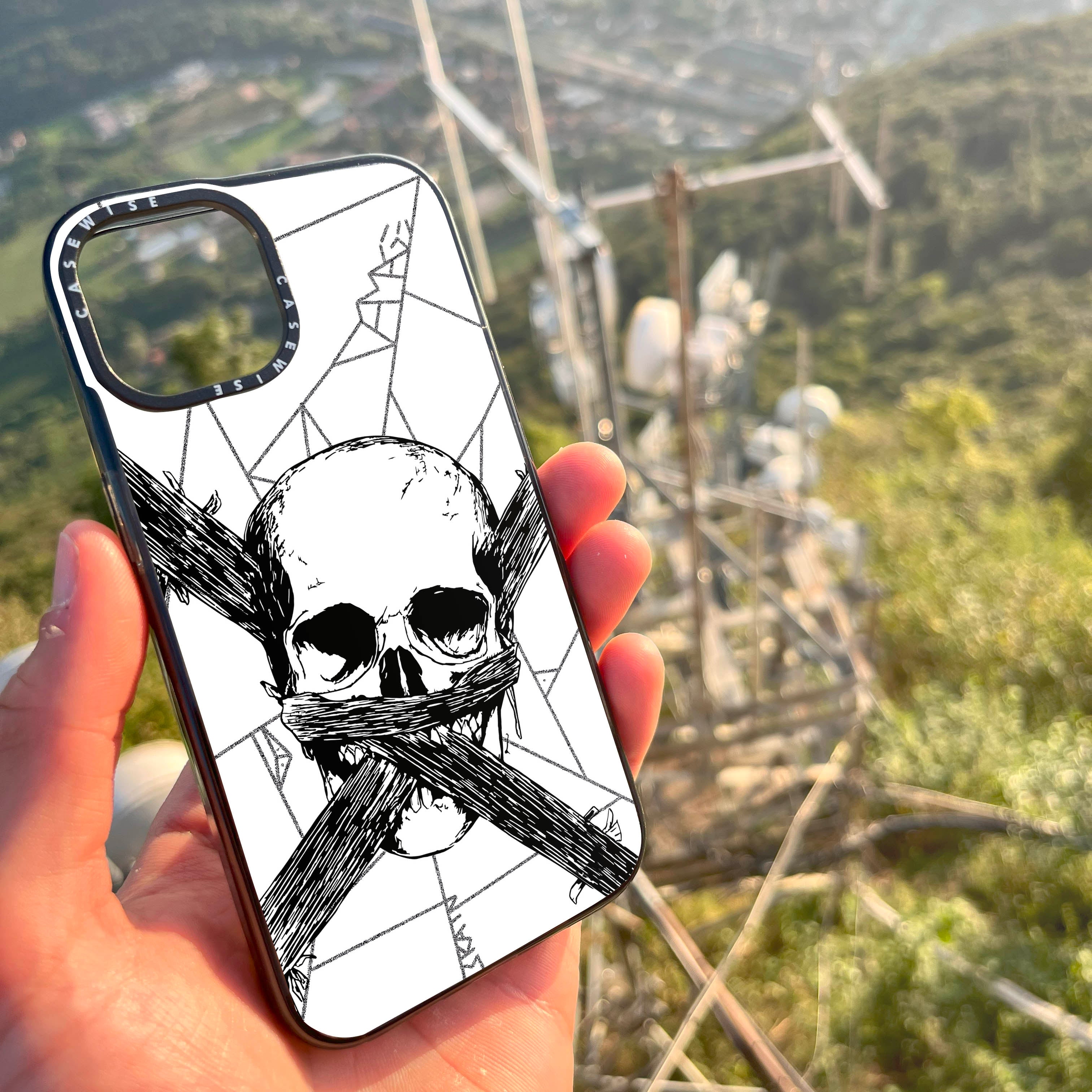 Skull X - Case