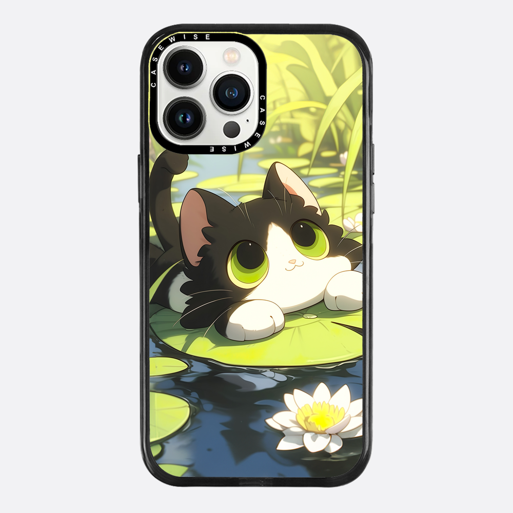 Lovely Green Cat on SeaRose - Case