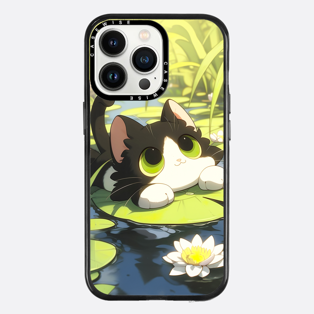 Lovely Green Cat on SeaRose - Case