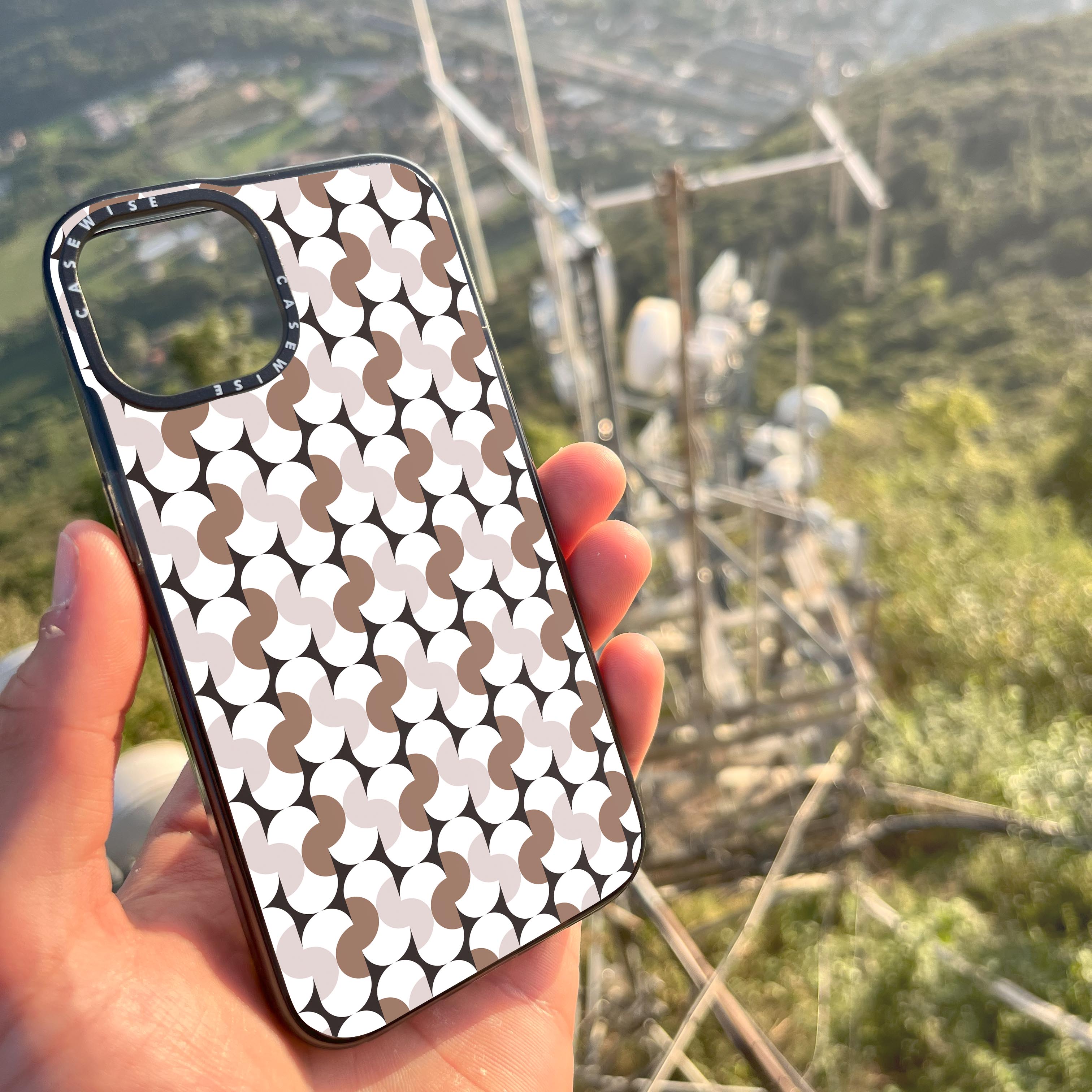 Rounded Geometry - Case
