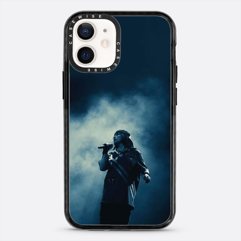 Billie on stage - Case