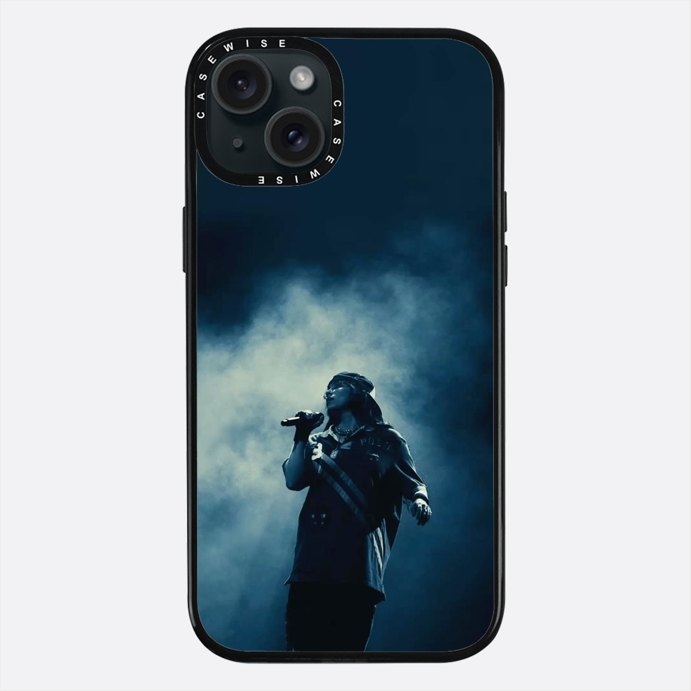 Billie on stage - Case